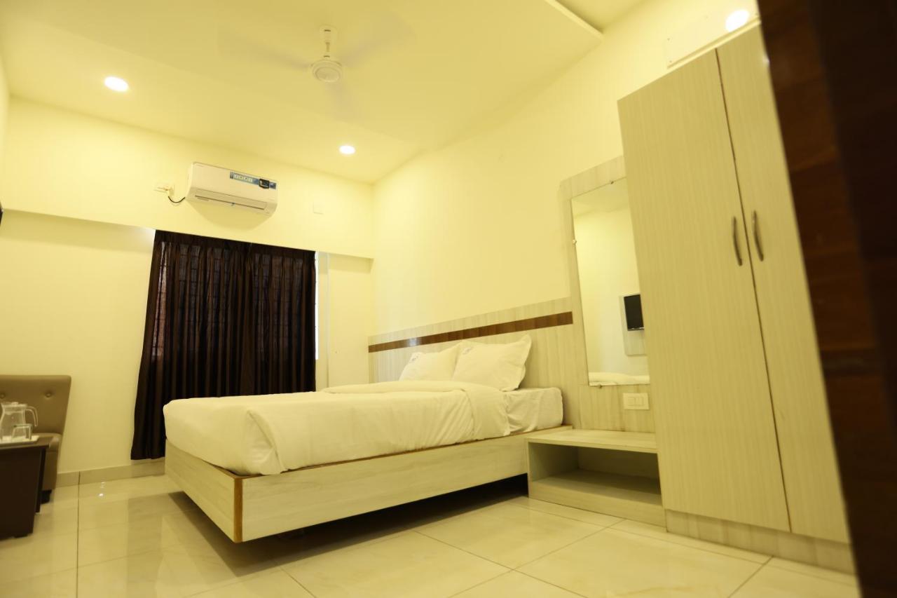 Hotel Sigma Suites Bangalore Ngoại thất bức ảnh