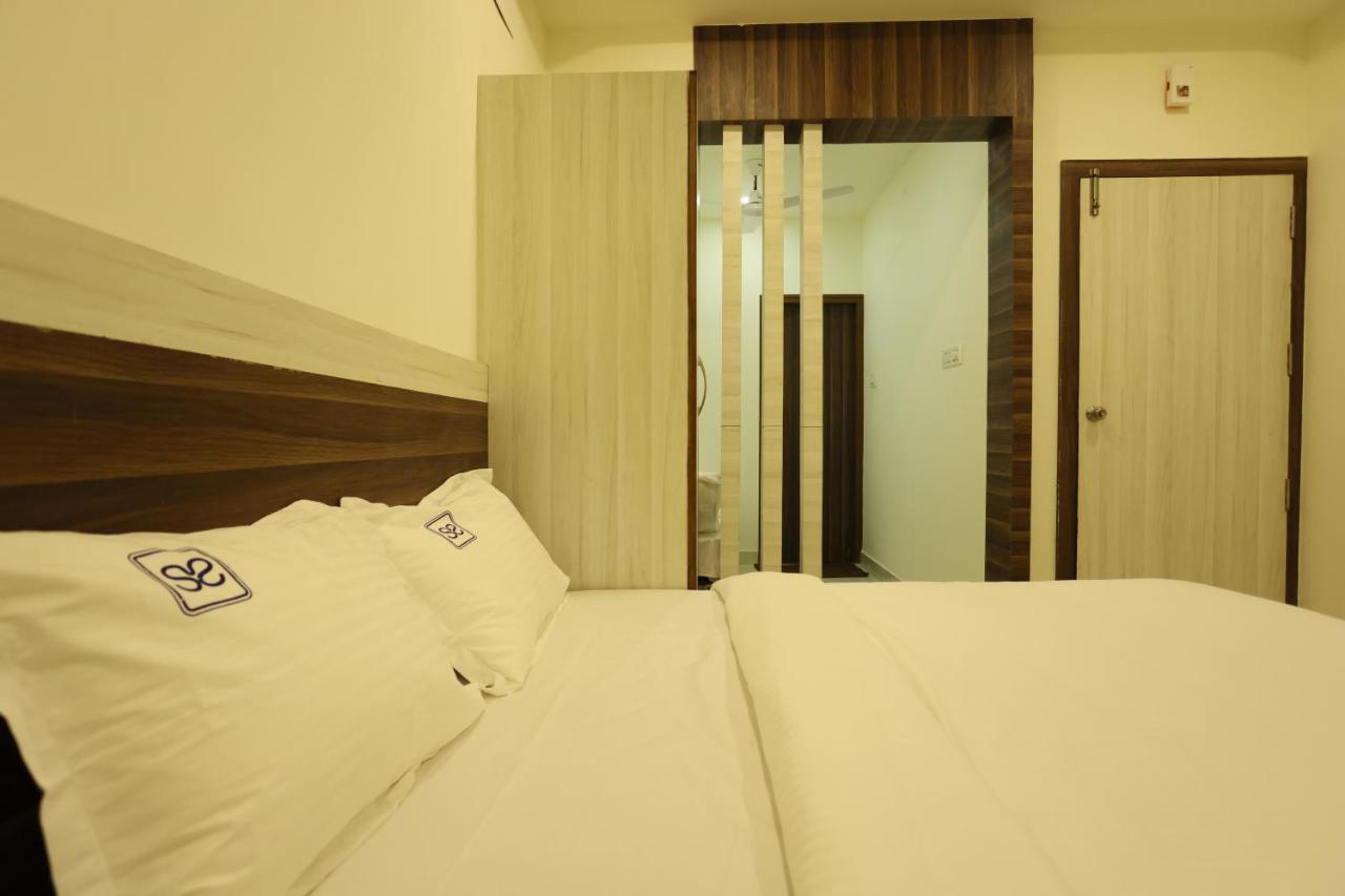 Hotel Sigma Suites Bangalore Ngoại thất bức ảnh