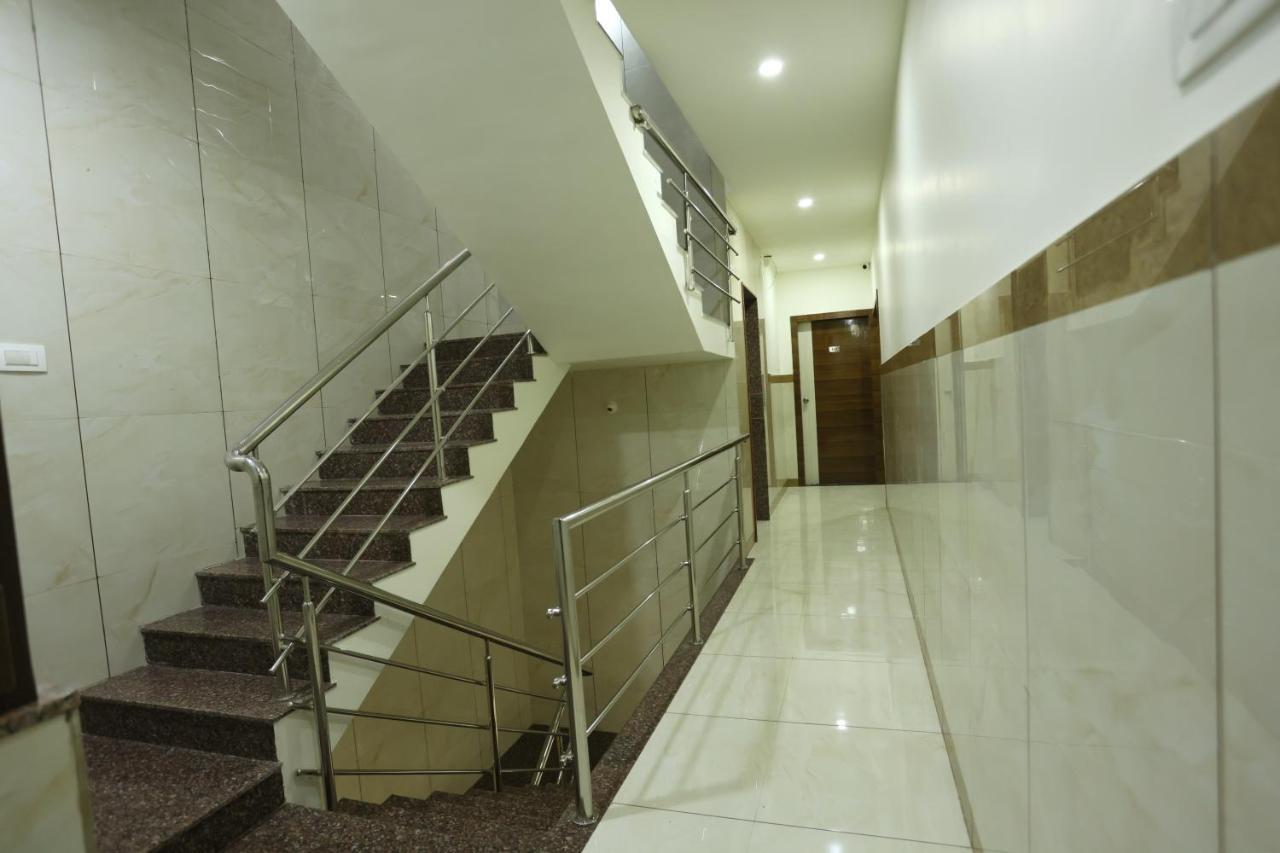 Hotel Sigma Suites Bangalore Ngoại thất bức ảnh
