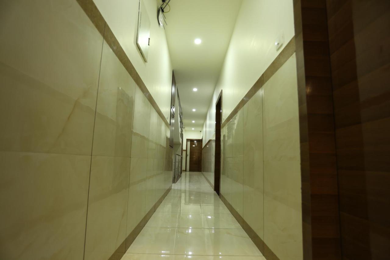 Hotel Sigma Suites Bangalore Ngoại thất bức ảnh