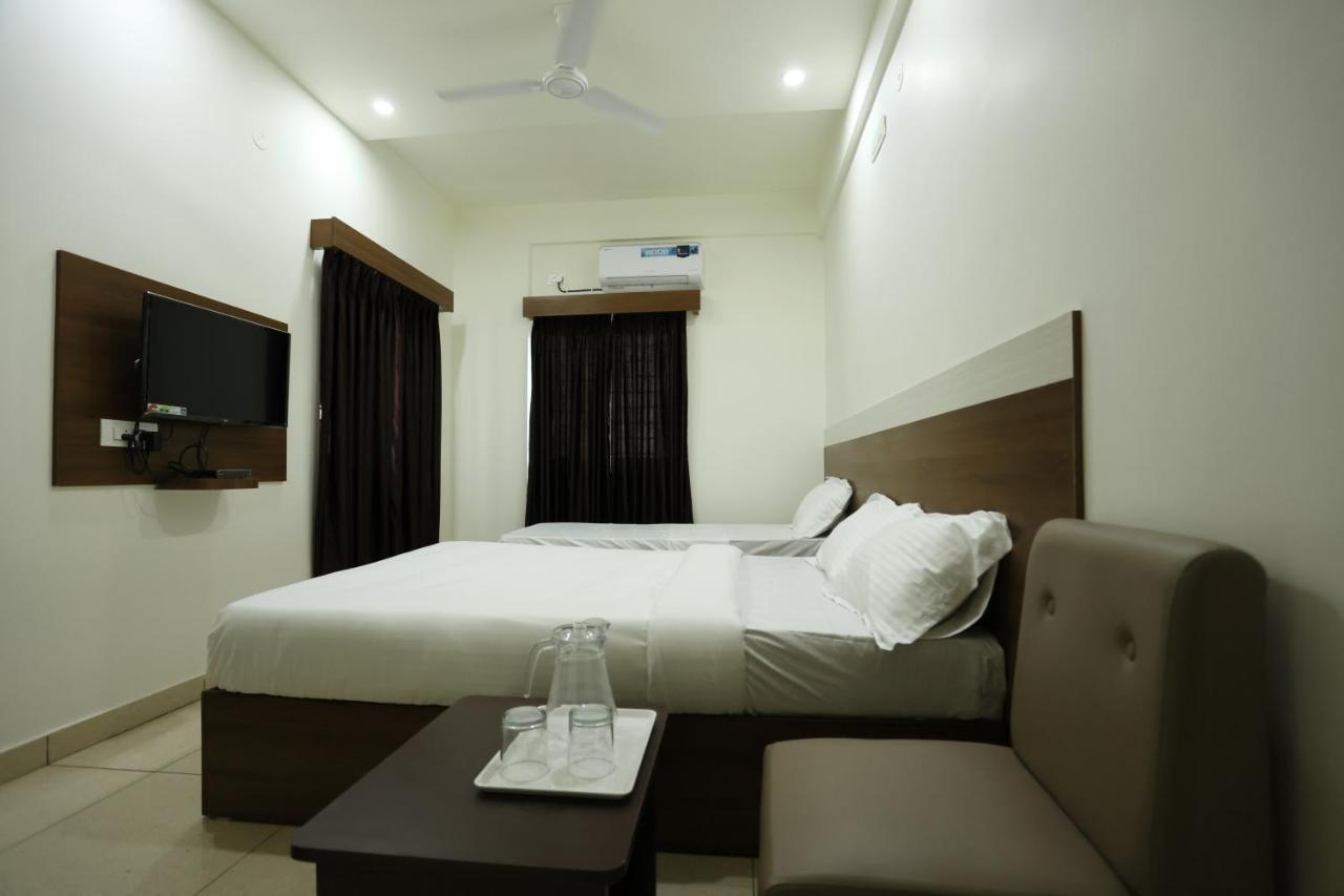 Hotel Sigma Suites Bangalore Ngoại thất bức ảnh