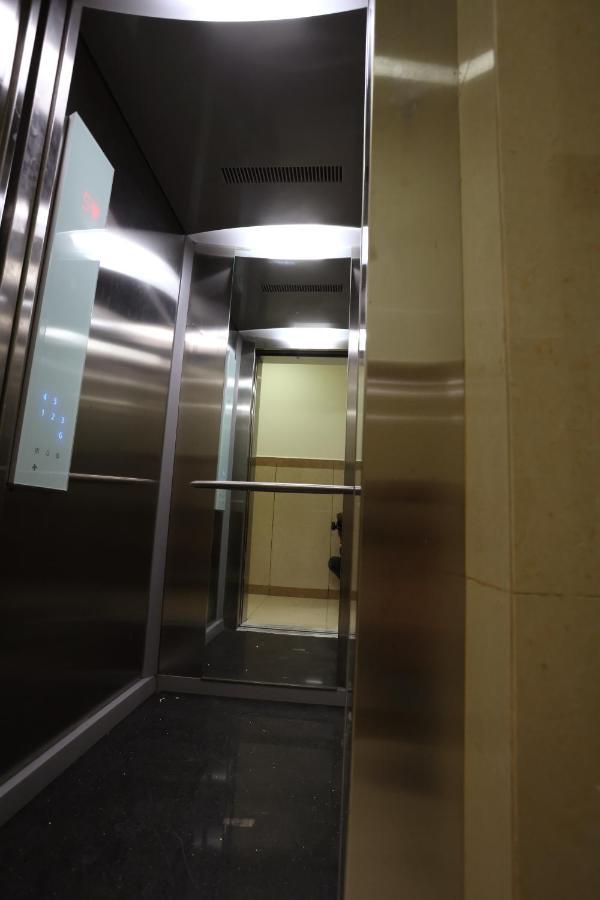 Hotel Sigma Suites Bangalore Ngoại thất bức ảnh