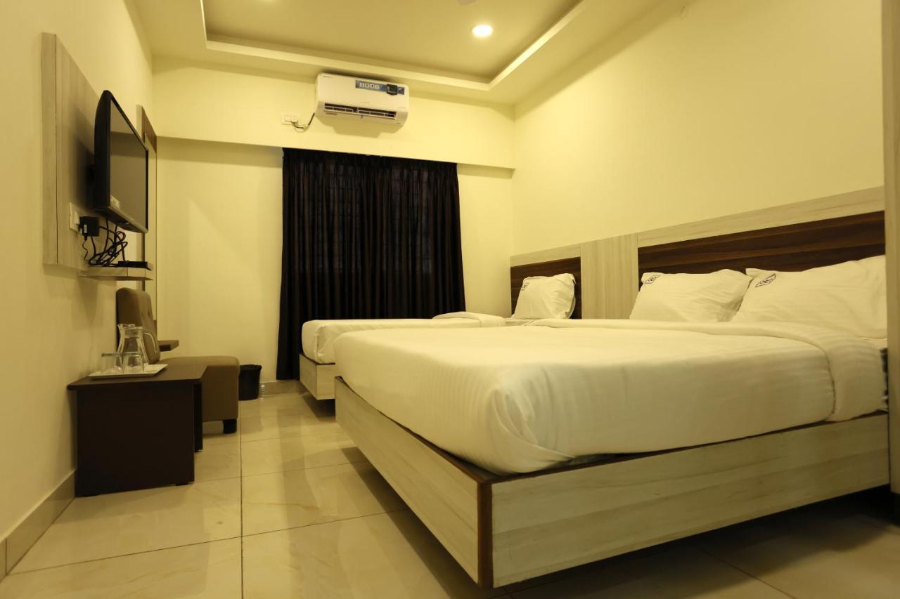 Hotel Sigma Suites Bangalore Ngoại thất bức ảnh