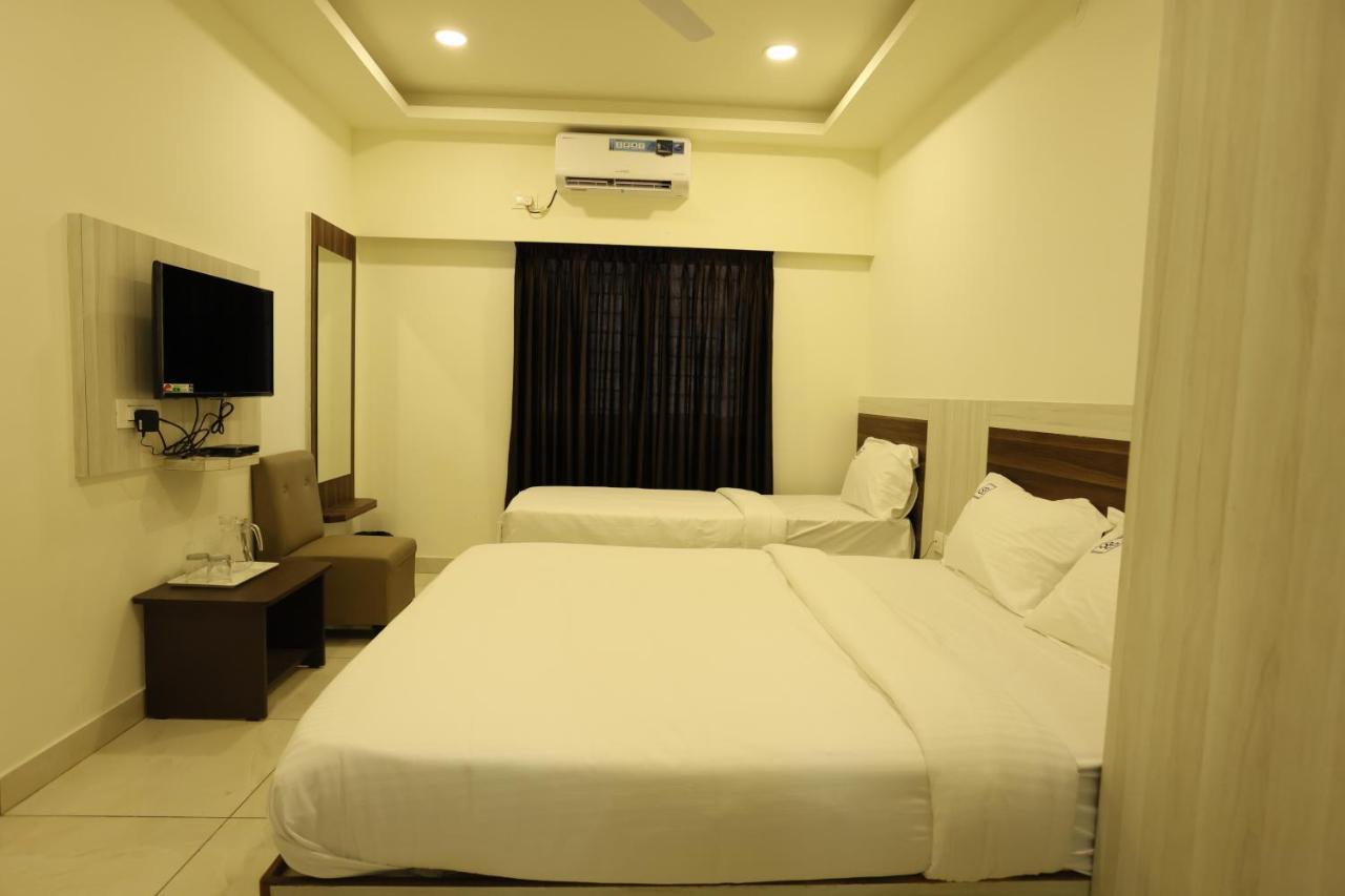 Hotel Sigma Suites Bangalore Ngoại thất bức ảnh