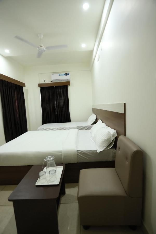 Hotel Sigma Suites Bangalore Ngoại thất bức ảnh